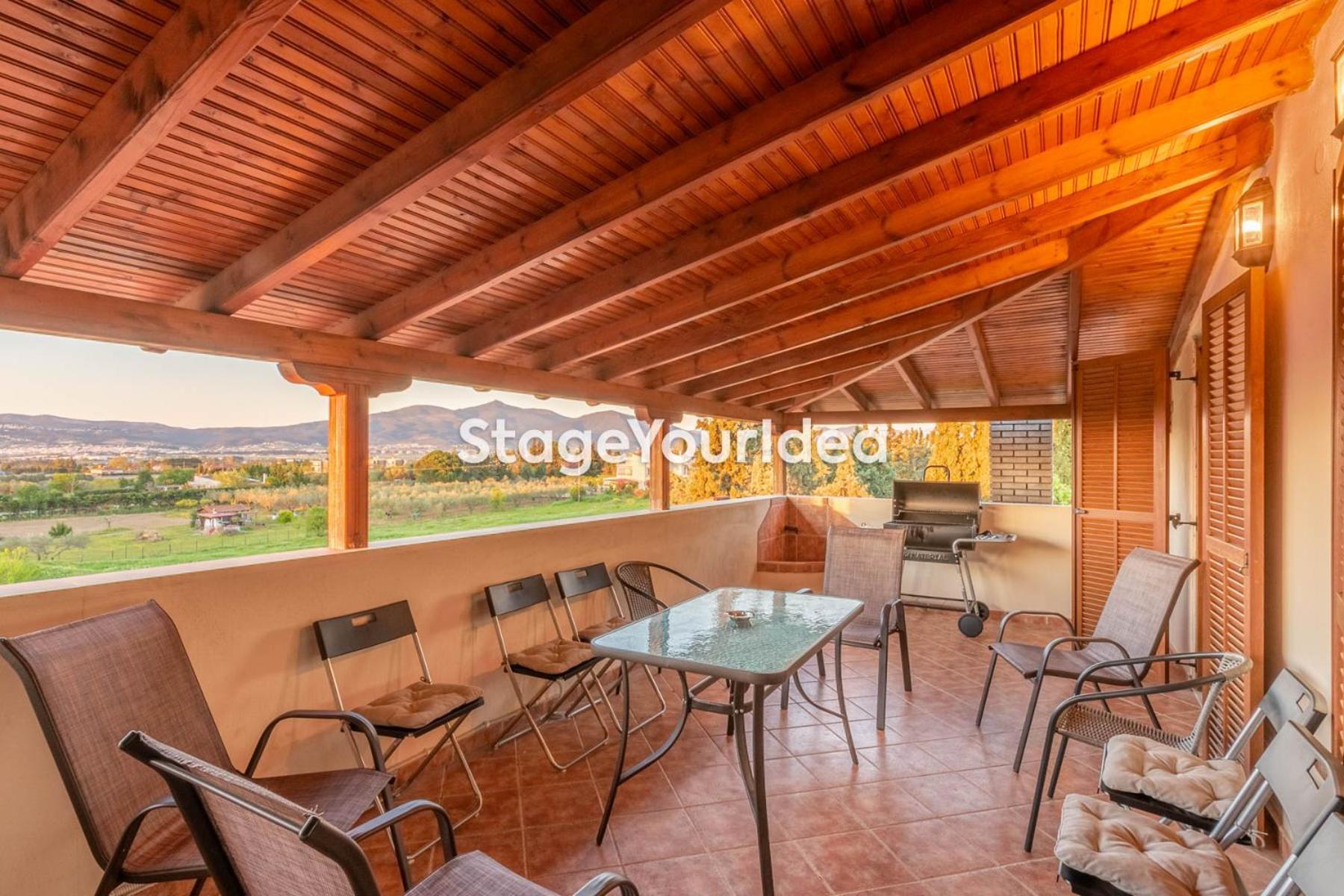 Luxury Appartment, Only 7 Minutes From Thessaloniki Airport And 15 Minutes From Center ,for 8-23 People Also For Gatherings And Parties *