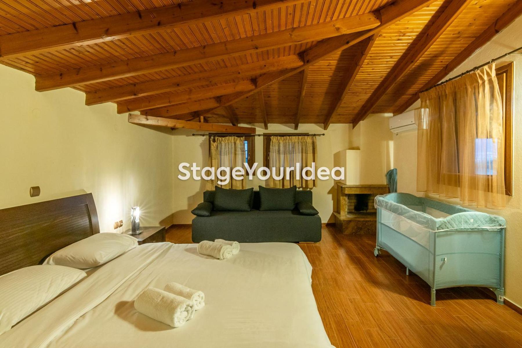 Luxury Appartment, Only 7 Minutes From Thessaloniki Airport And 15 Minutes From Center ,for 8-23 People Also For Gatherings And Parties Apartment